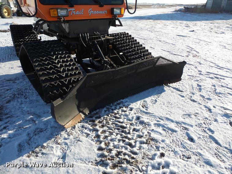 image for item EA9674 2004 Sno-Cat 2000D125-5 trail groomer