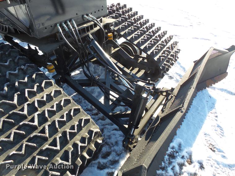 image for item EA9674 2004 Sno-Cat 2000D125-5 trail groomer