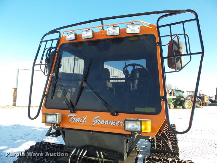 image for item EA9674 2004 Sno-Cat 2000D125-5 trail groomer