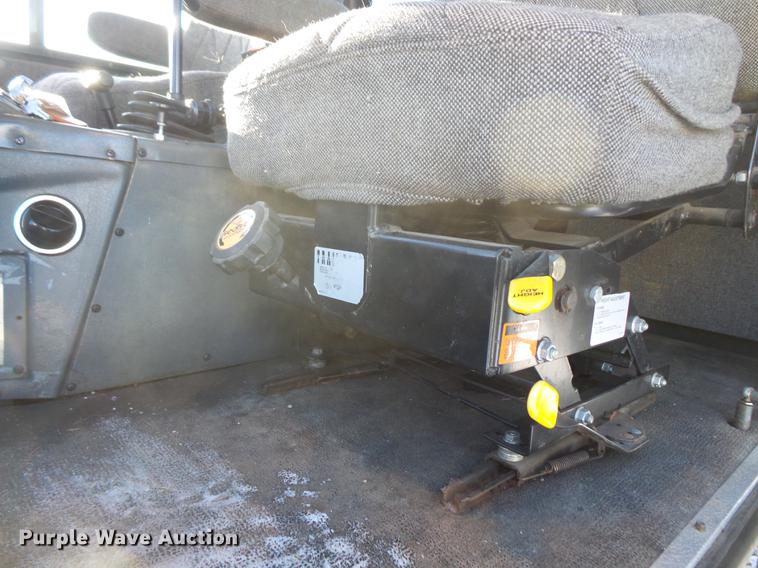 image for item EA9674 2004 Sno-Cat 2000D125-5 trail groomer