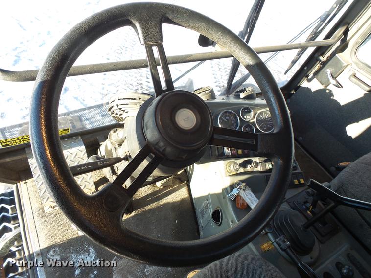 image for item EA9674 2004 Sno-Cat 2000D125-5 trail groomer