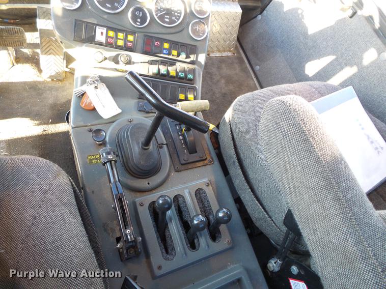 image for item EA9674 2004 Sno-Cat 2000D125-5 trail groomer