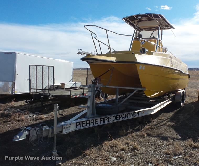 image for item EA9690 1998 Marine One 2650kat boat