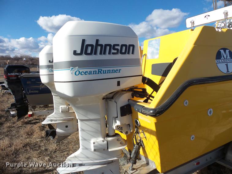 image for item EA9690 1998 Marine One 2650kat boat