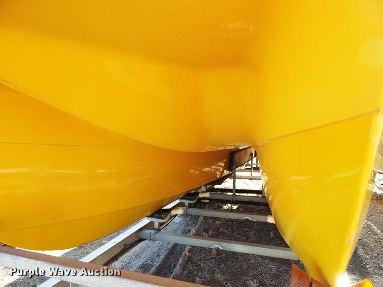 image for item EA9690 1998 Marine One 2650kat boat