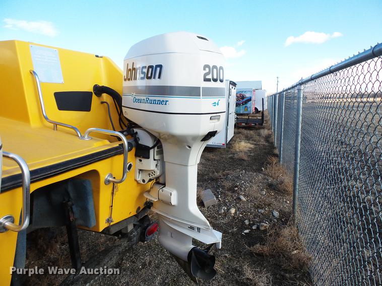 image for item EA9690 1998 Marine One 2650kat boat