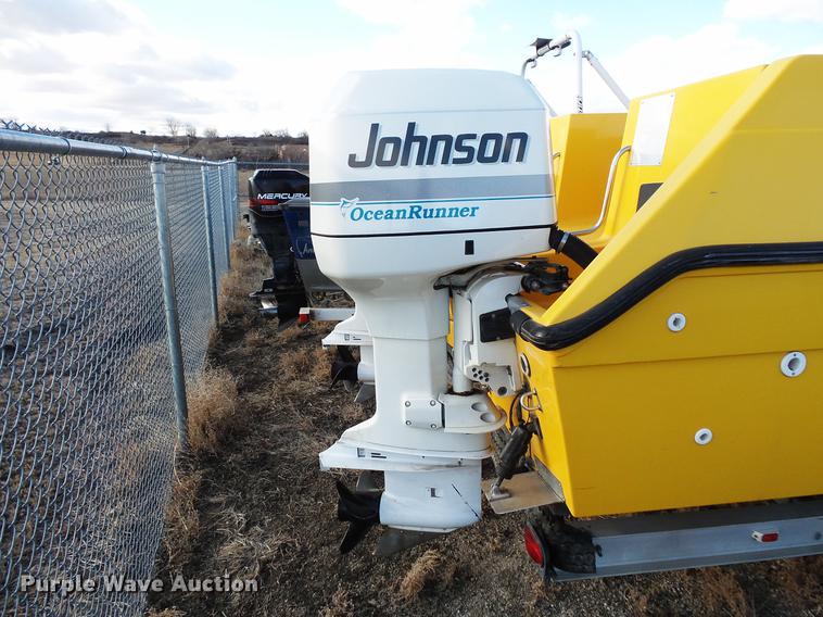 image for item EA9690 1998 Marine One 2650kat boat