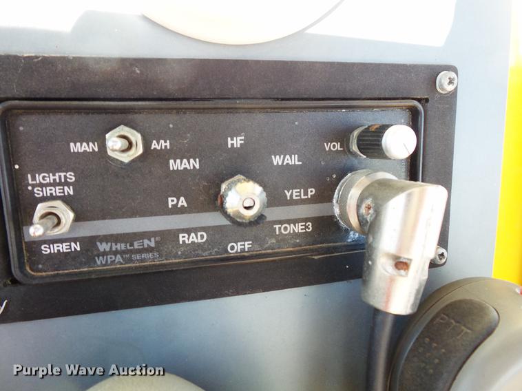 image for item EA9690 1998 Marine One 2650kat boat