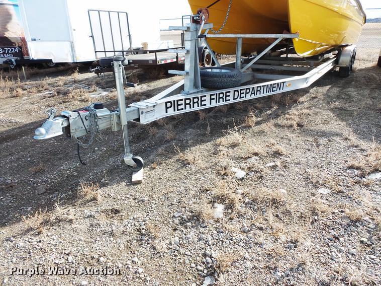 image for item EA9690 1998 Marine One 2650kat boat