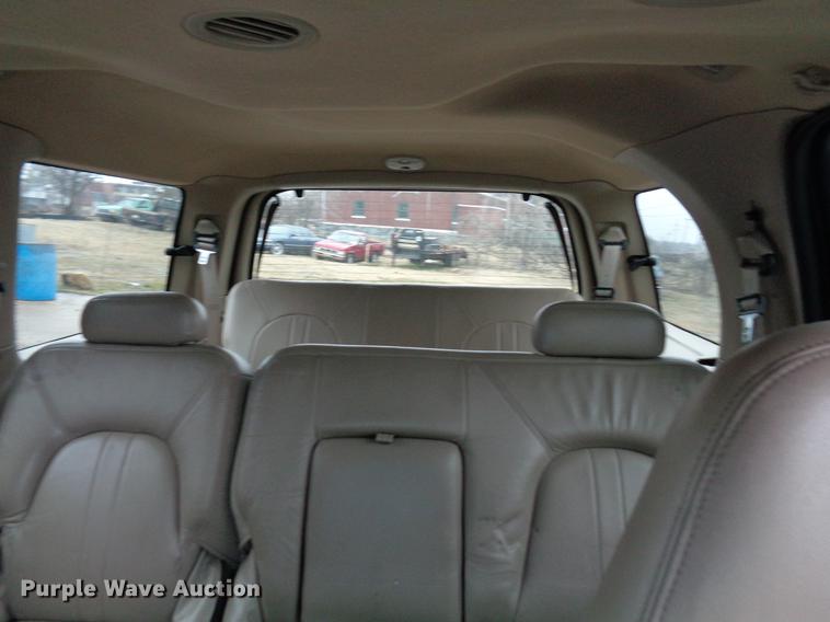 image for item EC9485 2000 Ford Expedition SUV