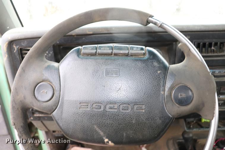 image for item EC9486 1996 Dodge Dakota pickup truck