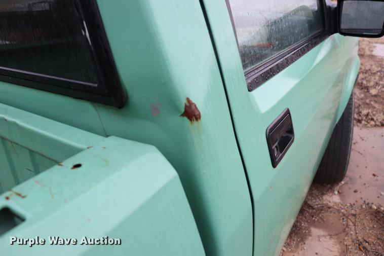 image for item EC9486 1996 Dodge Dakota pickup truck