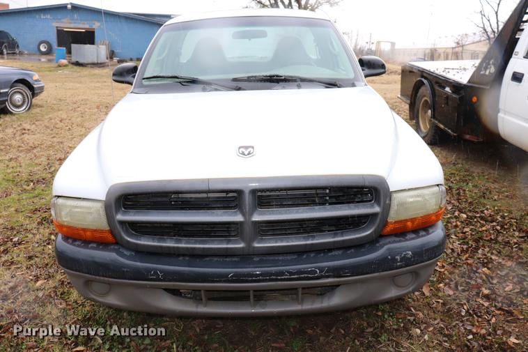 image for item EC9488 2001 Dodge Dakota pickup truck