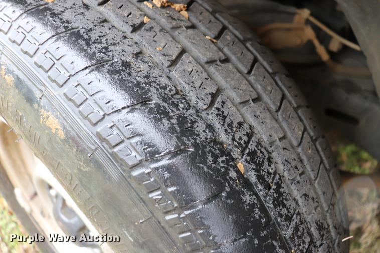 image for item EC9488 2001 Dodge Dakota pickup truck