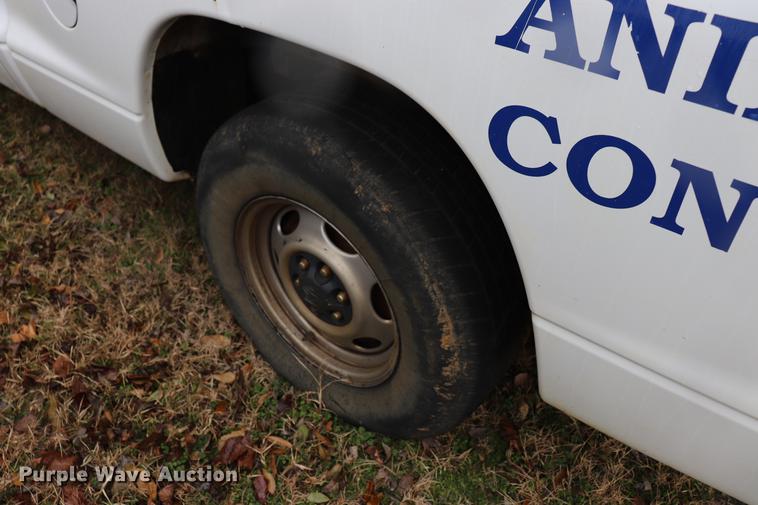 image for item EC9488 2001 Dodge Dakota pickup truck