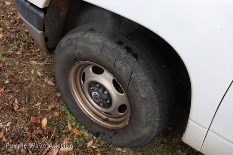 image for item EC9488 2001 Dodge Dakota pickup truck