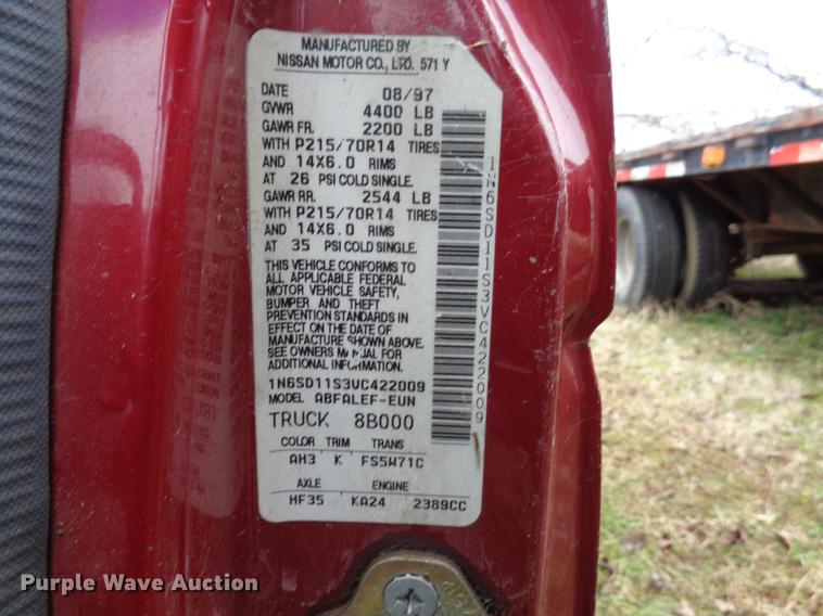 image for item EC9490 1997 Nissan XE pickup truck