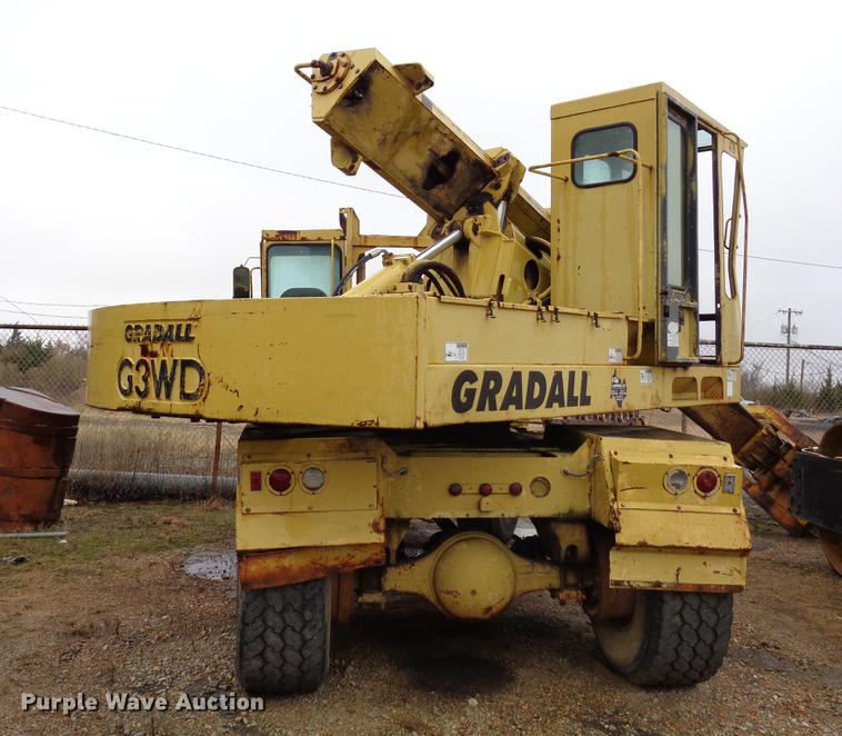 image for item EC9493 Gradall G3WD rubber tire excavator