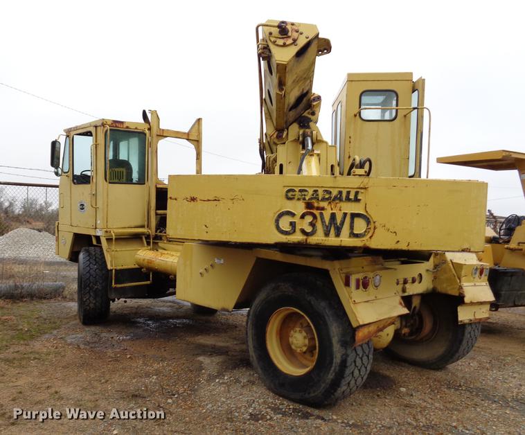 image for item EC9493 Gradall G3WD rubber tire excavator