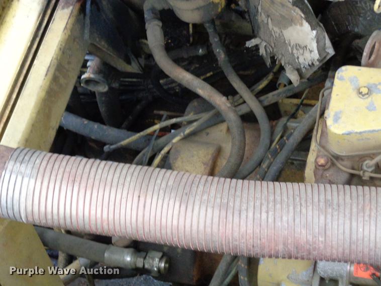 image for item EC9493 Gradall G3WD rubber tire excavator