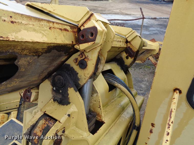 image for item EC9493 Gradall G3WD rubber tire excavator