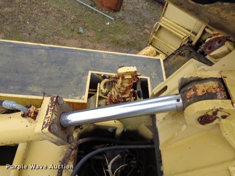 image for item EC9493 Gradall G3WD rubber tire excavator