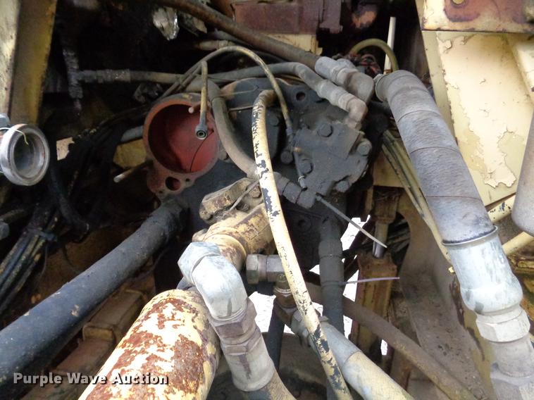 image for item EC9493 Gradall G3WD rubber tire excavator