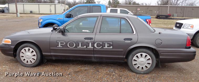 image for item EC9494 2008 Ford Crown Victoria Police Interceptor