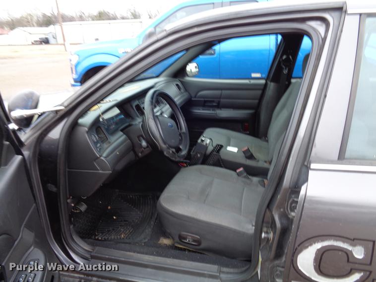 image for item EC9494 2008 Ford Crown Victoria Police Interceptor