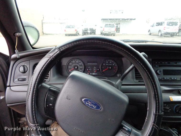 image for item EC9494 2008 Ford Crown Victoria Police Interceptor