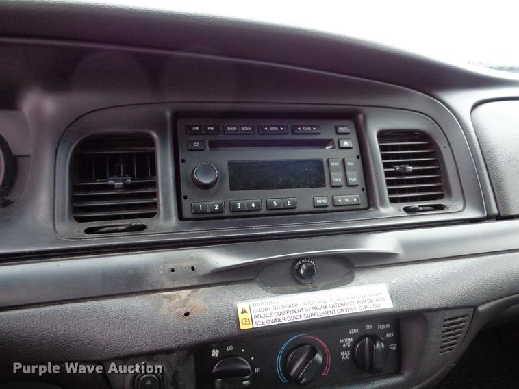 image for item EC9494 2008 Ford Crown Victoria Police Interceptor