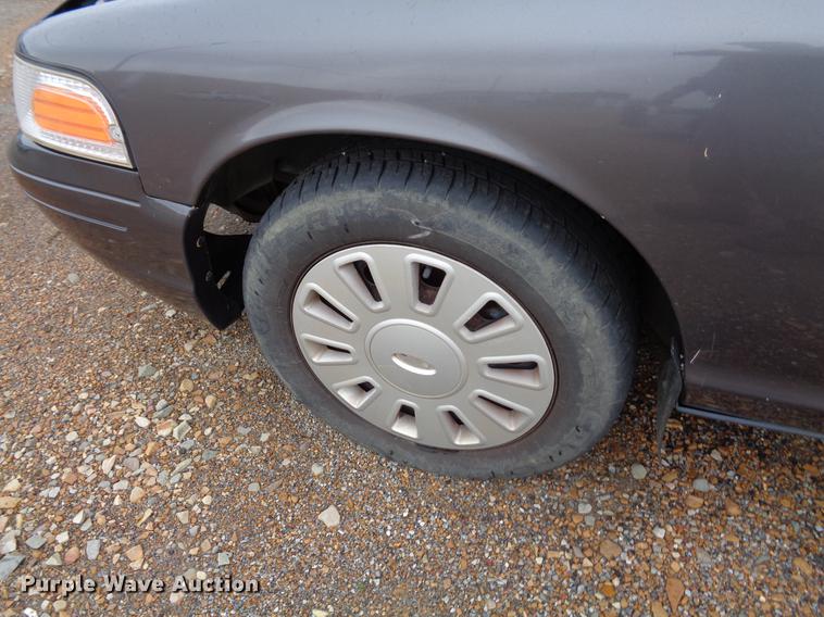 image for item EC9494 2008 Ford Crown Victoria Police Interceptor