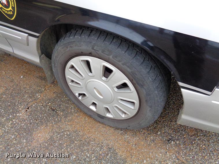 image for item EC9496 2008 Ford Crown Victoria Police Interceptor