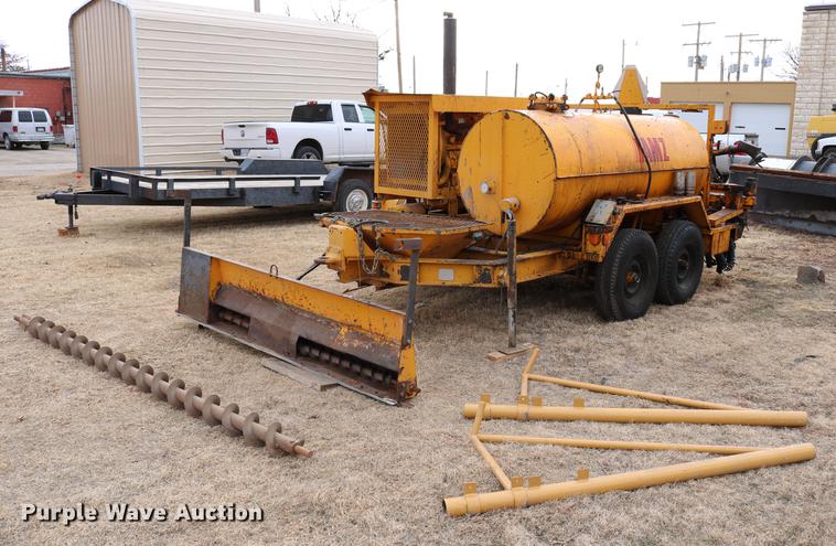 image for item EH9717 AMZ Magnum AM2 crack sealer