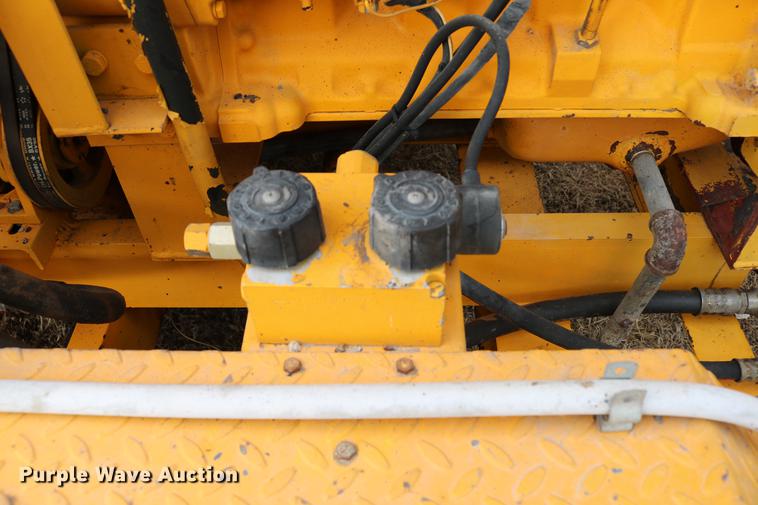 image for item EH9717 AMZ Magnum AM2 crack sealer