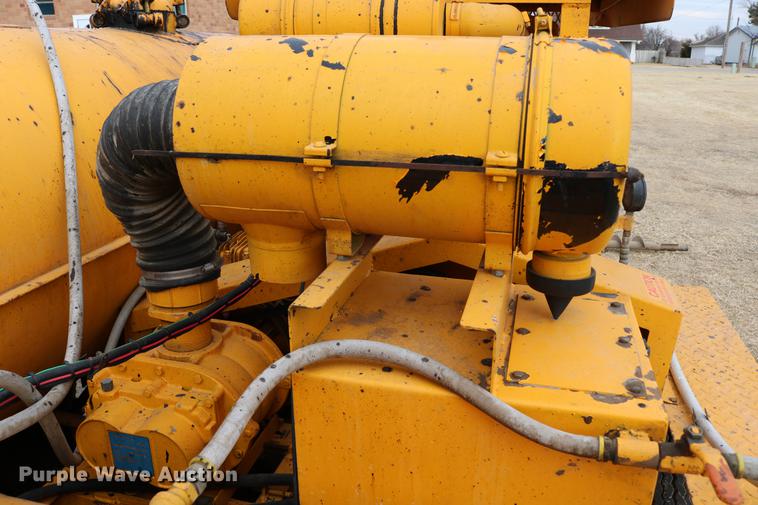 image for item EH9717 AMZ Magnum AM2 crack sealer