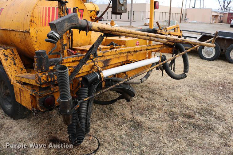 image for item EH9717 AMZ Magnum AM2 crack sealer