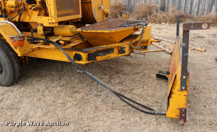 image for item EH9717 AMZ Magnum AM2 crack sealer