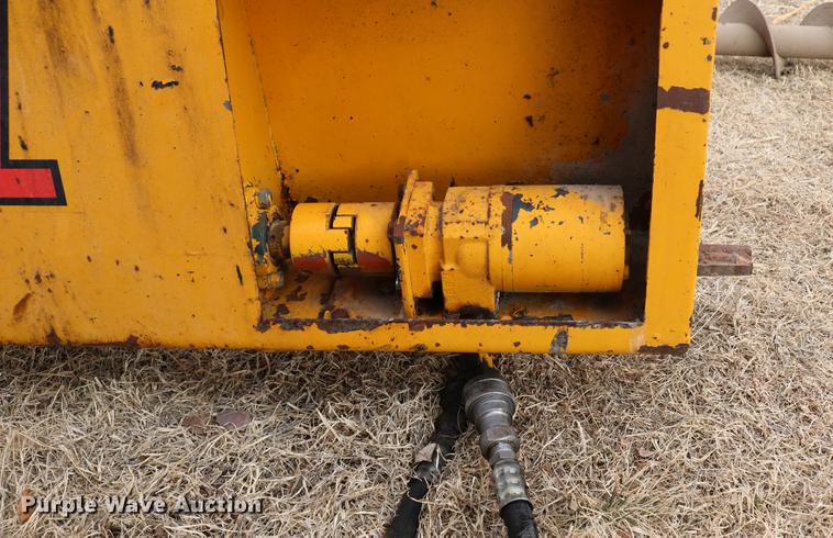 image for item EH9717 AMZ Magnum AM2 crack sealer