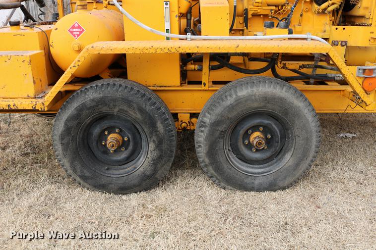 image for item EH9717 AMZ Magnum AM2 crack sealer