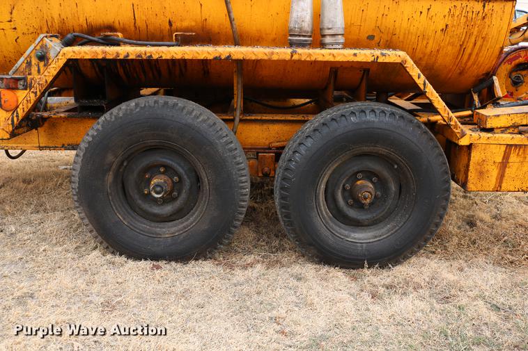 image for item EH9717 AMZ Magnum AM2 crack sealer