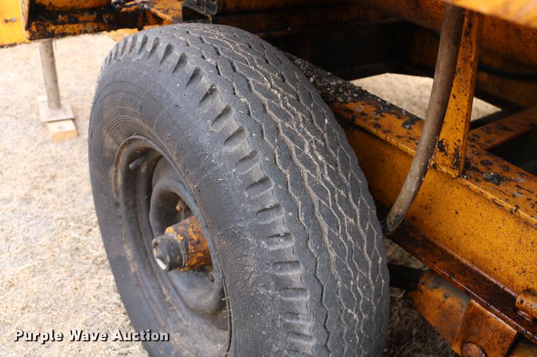 image for item EH9717 AMZ Magnum AM2 crack sealer