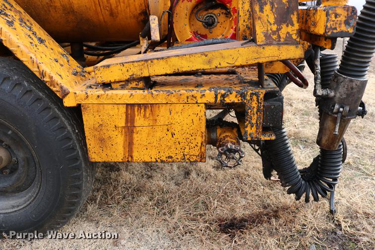 image for item EH9717 AMZ Magnum AM2 crack sealer