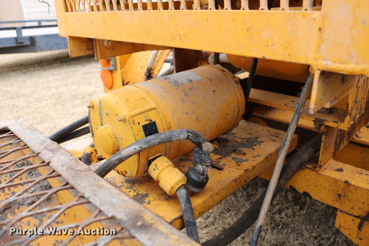 image for item EH9717 AMZ Magnum AM2 crack sealer