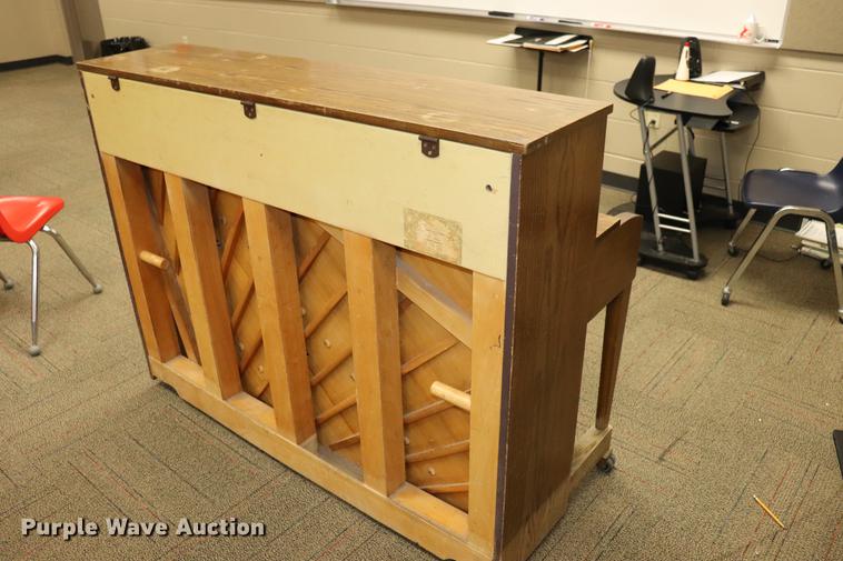 image for item EJ9752 (2) pianos