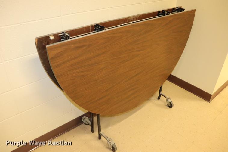 image for item EJ9757 (5) tables