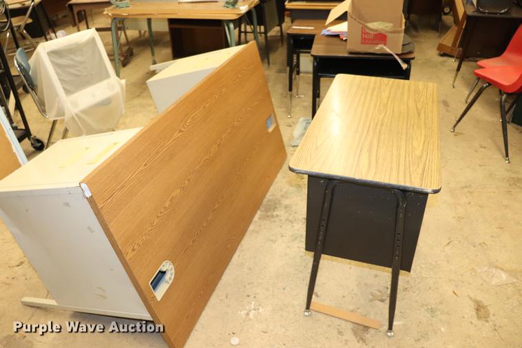 image for item EJ9758 Office supplies