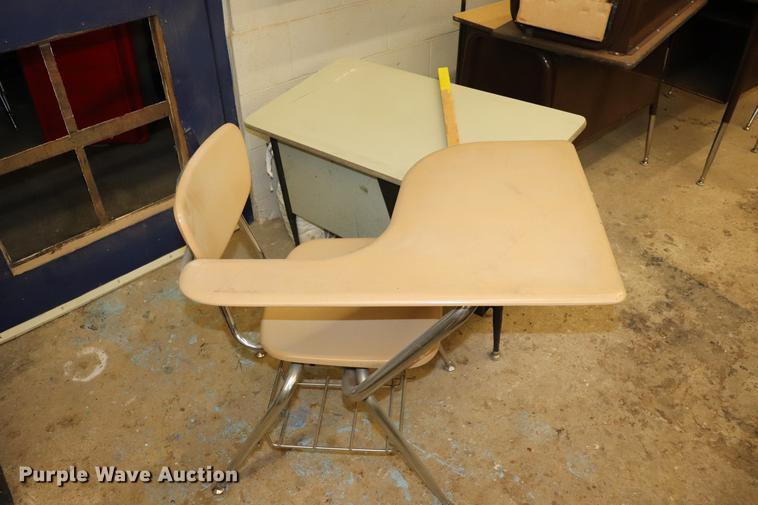 image for item EJ9758 Office supplies