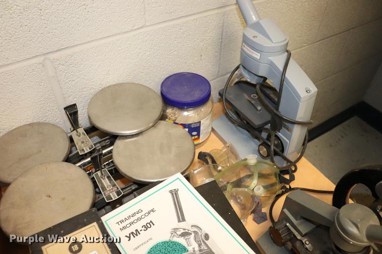 image for item EJ9760 Lab equipment