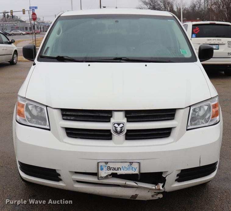 image for item EJ9783 2010 Dodge Grand Caravan SE van